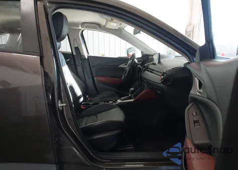 2016 Mazda Cx-3 Touring z USA, uszkodzony, nr VIN JM1DKBC7XG0120284